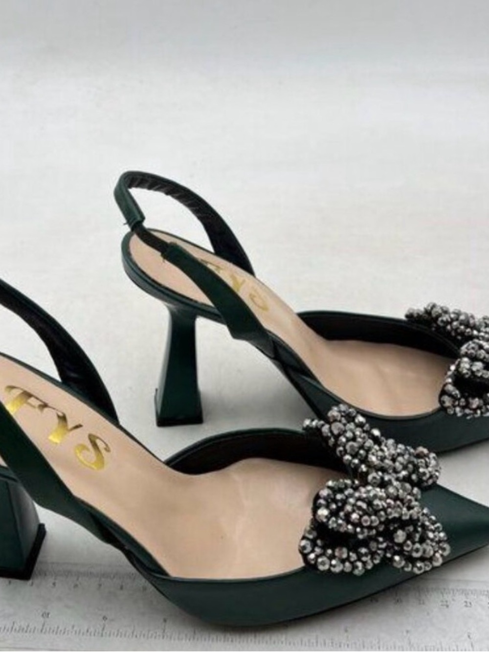 FYS Green Embellished Slingback Pointed-Heel Sandal 8.5